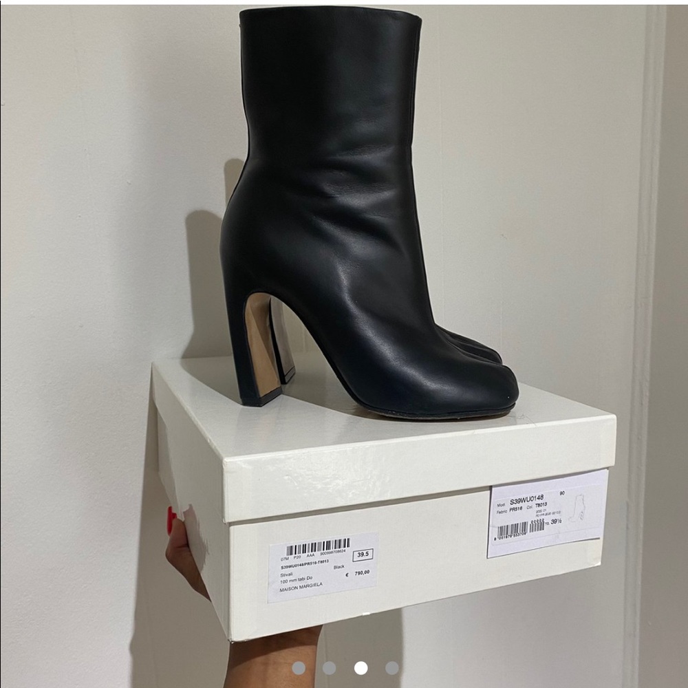 Black leather Mason MarGielaa tabi ankle boots with slightly curved block heel